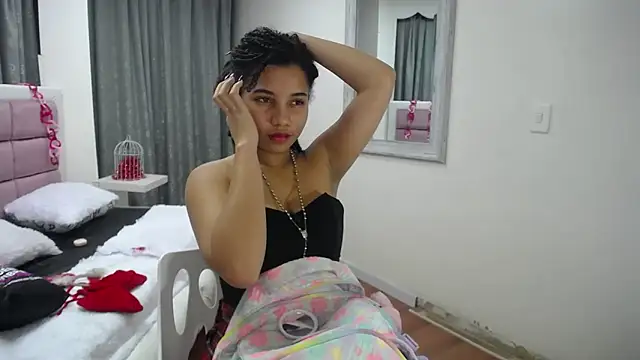 Mayaa ross online show from 02/15/25, 06:12