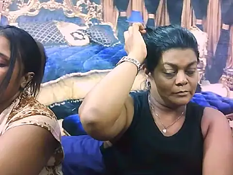 indianCherryPie online show from 11/27/25, 07:05