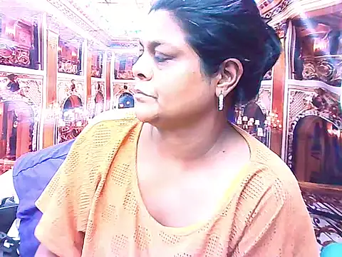 indianCherryPie online show from 12/18/25, 05:57