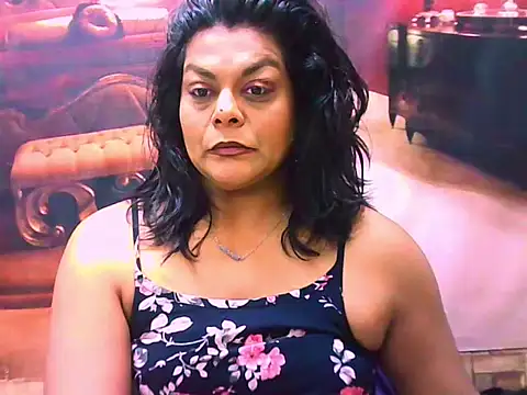 indianCherryPie online show from 06/17/26, 05:21