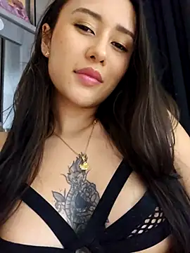 Snapshot of Selena_blake chatting on 11/27/25, 11:18 Selena blake online show from 11/27/25, 11:18