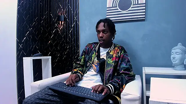 LarryCollin online show from 01/21/25, 03:15
