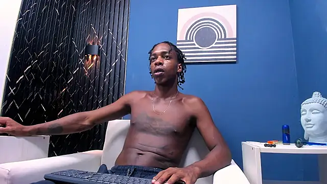 LarryCollin online show from 02/02/25, 07:41