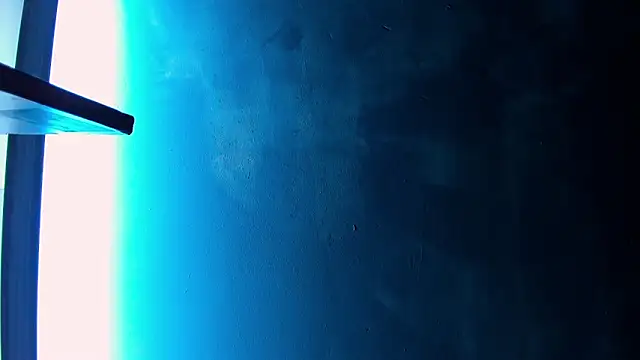 LarryCollin online show from 02/04/25, 06:57