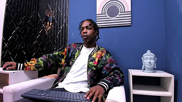 LarryCollin online show from 02/06/25, 03:06