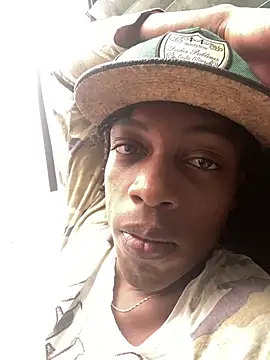 LarryCollin online show from 02/08/25, 05:50