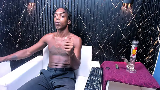 LarryCollin online show from 02/12/25, 06:19
