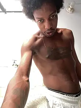 LarryCollin online show from 03/11/25, 04:07