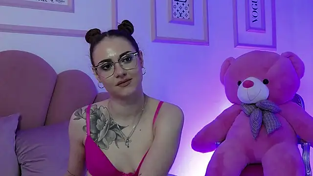 Abby  White online show from 01/28/25, 11:17