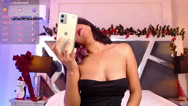 JelenaFow online show from 12/26/24, 01:43