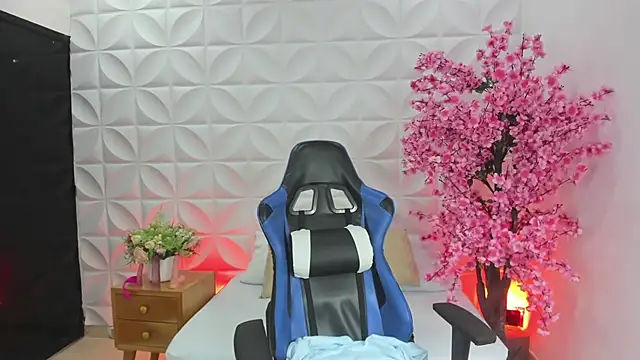 angelica dymond online show from 12/10/24, 07:00