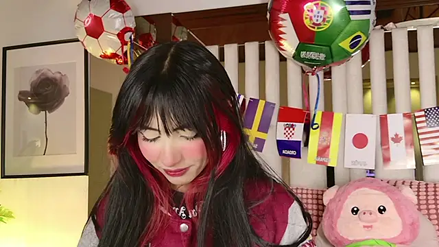 Kitty Eliffe online show from 06/17/26, 07:37