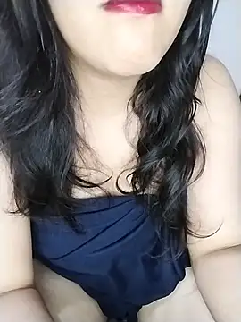 Snapshot of Tota_Khan chatting on 10/18/25, 01:30 Tota Khan online show from 10/18/25, 01:30