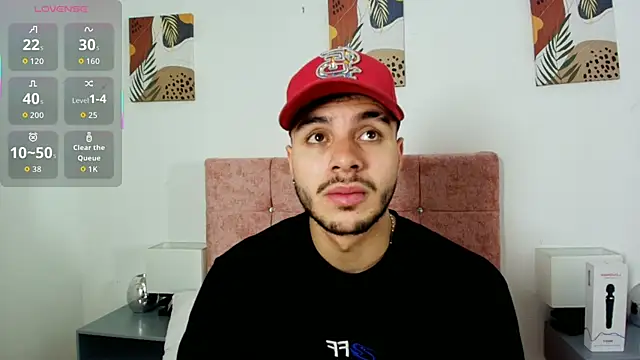 Snapshot of Amadeo_Wild chatting on 09/24/25, 03:37 Amadeo Wild online show from 09/24/25, 03:37