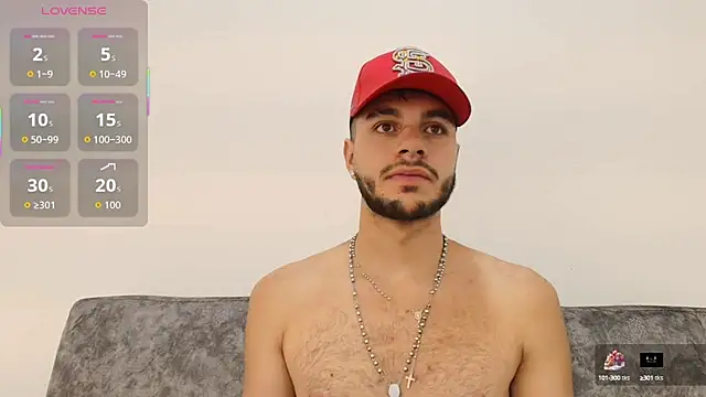 Snapshot of Amadeo_Wild chatting on 10/07/25, 02:58 Amadeo Wild online show from 10/07/25, 02:58