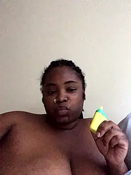 Snapshot of cocodreamxoxo chatting on 12/02/24, 08:55 cocodreamxoxo online show from 12/02/24, 08:55