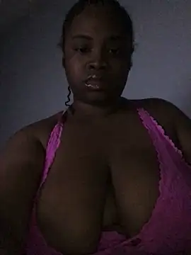 Snapshot of cocodreamxoxo chatting on 02/01/25, 01:55 cocodreamxoxo online show from 02/01/25, 01:55