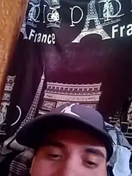 Juancito433 online show from 06/06/26, 04:23