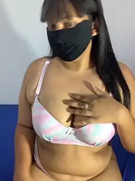 Jeroliee viyana online show from 06/11/26, 03:04