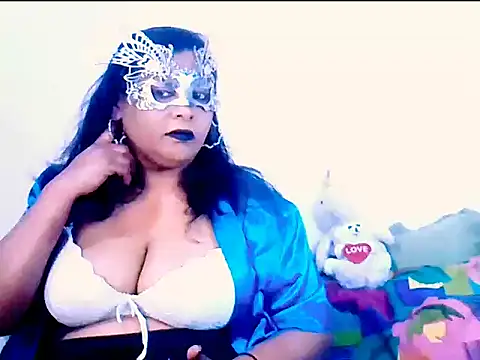 Snapshot of Mysterylady143 chatting on 11/05/25, 06:08 Mysterylady143 online show from 11/05/25, 06:08