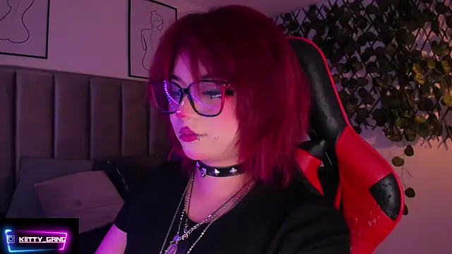 Kitty Gang online show from 09/24/25, 02:15