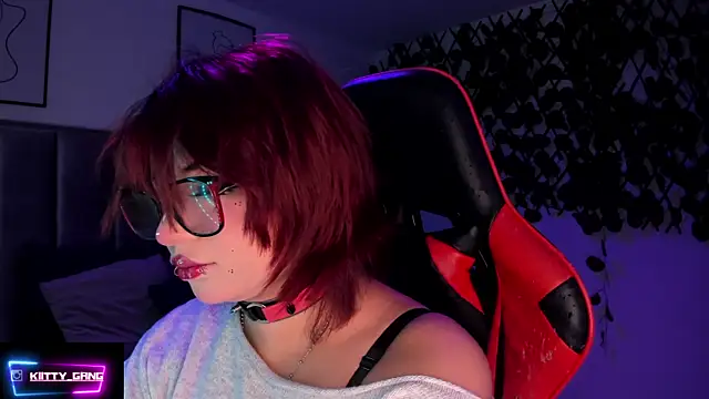 Kitty Gang online show from 10/15/25, 02:01