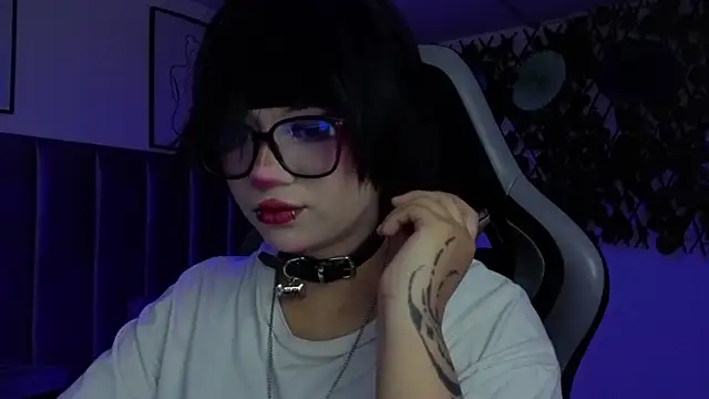 Kitty Gang online show from 05/21/26, 01:23