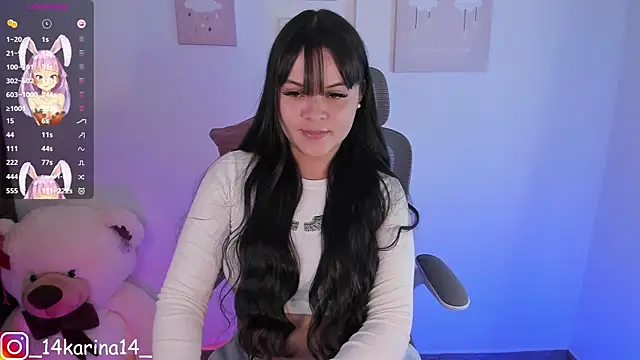 Snapshot of Sofi18_ chatting on 03/19/25, 04:03 Sofi18 online show from 03/19/25, 04:03