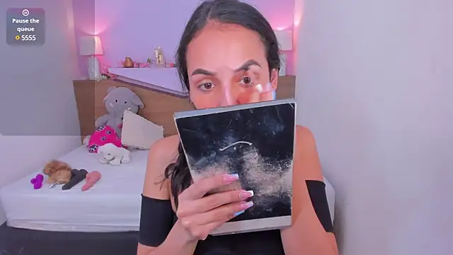MichellRose7 online show from 01/17/25, 08:11