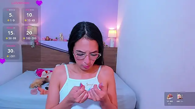 MichellRose7 online show from 02/21/25, 08:27