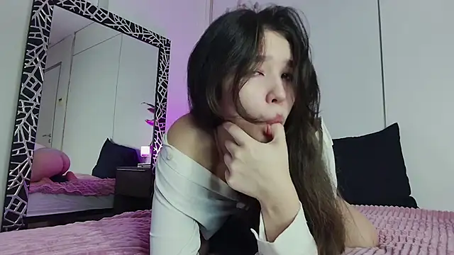 Snapshot of purrrrrrrrr chatting on 01/22/25, 01:21 purrrrrrrrr online show from 01/22/25, 01:21