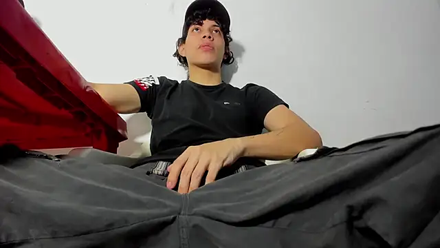 lax777  online show from 09/26/25, 11:36