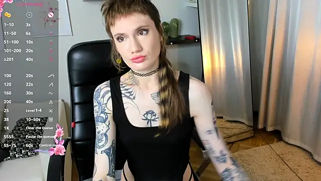 Fog Foggy Love online show from 10/11/25, 08:51