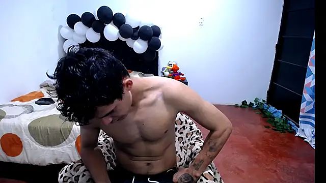 freddy romas online show from 10/10/25, 01:54