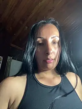 yaralyminjo2 online show from 02/04/25, 11:49