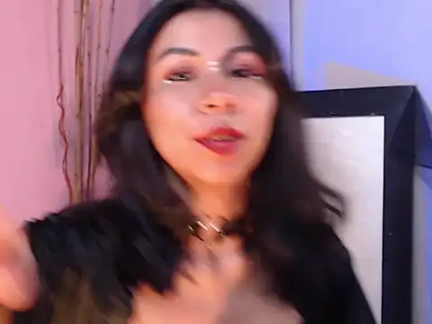 selene gils online show from 09/29/25, 12:05