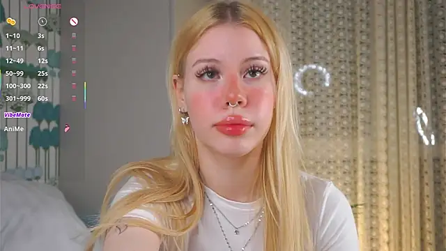 Snapshot of ZaraDudley chatting on 10/30/25, 07:25 ZaraDudley online show from 10/30/25, 07:25