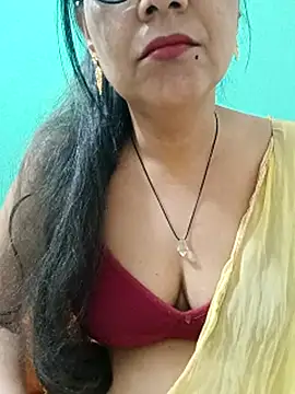 Snapshot of Saroj-Shah chatting on 04/30/26, 05:36 Saroj-Shah online show from 04/30/26, 05:36