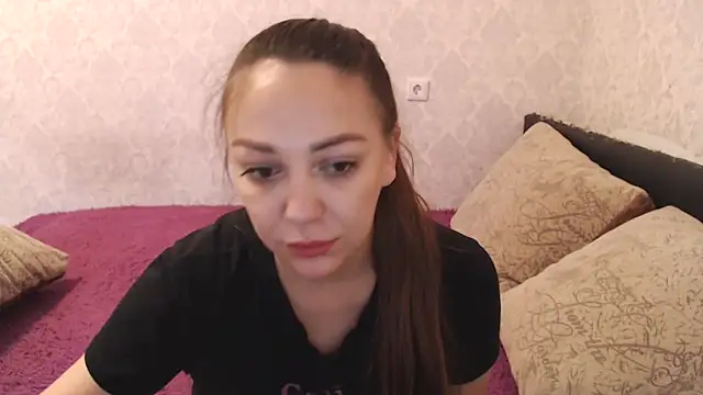 Snapshot of Stefania_Star_ chatting on 10/08/25, 01:03 Stefania Star  online show from 10/08/25, 01:03