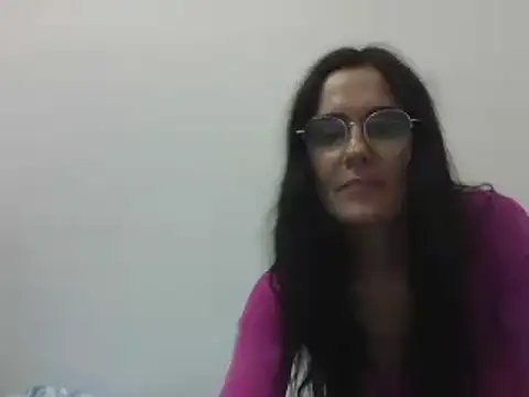 Snapshot of ButterflyJill chatting on 12/01/24, 10:43 ButterflyJill online show from 12/01/24, 10:43