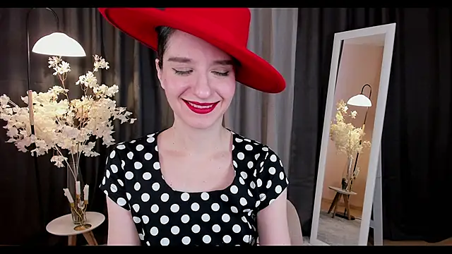 helentasty online show from 02/07/25, 03:23