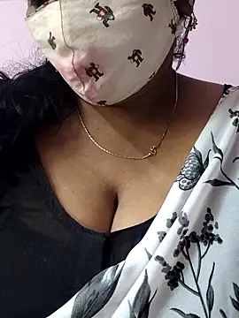 Snapshot of mallu-sumi chatting on 11/20/25, 05:07 mallu-sumi online show from 11/20/25, 05:07