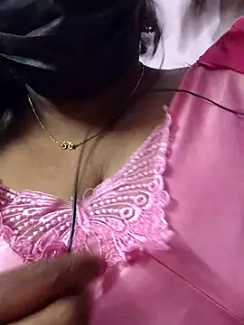 Snapshot of mallu-sumi chatting on 11/30/25, 06:12 mallu-sumi online show from 11/30/25, 06:12