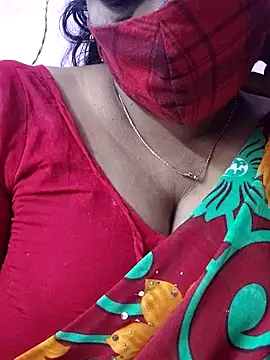 Snapshot of mallu-sumi chatting on 12/02/25, 04:18 mallu-sumi online show from 12/02/25, 04:18