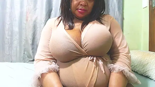 NaughtyNicoleXX2 online show from 07/23/26, 05:22