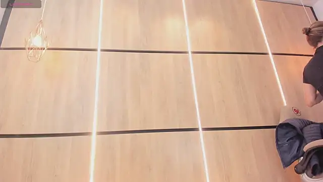 adela chase online show from 10/22/25, 02:56