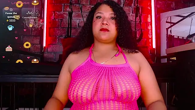 Snapshot of JadeSoleile chatting on 09/27/25, 11:59 JadeSoleile online show from 09/27/25, 11:59