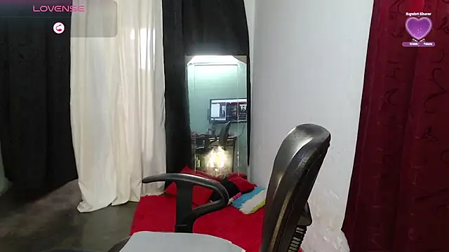 Aranza-Queen online show from 05/19/26, 03:51