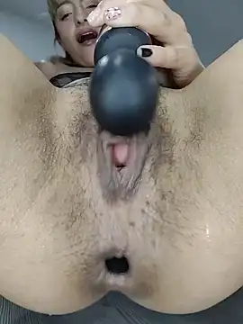 HottCandy21 online show from 06/19/26, 07:06