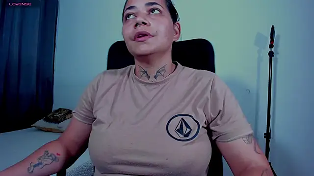 Snapshot of Mabelydani chatting on 11/10/25, 10:31 Mabelydani online show from 11/10/25, 10:31